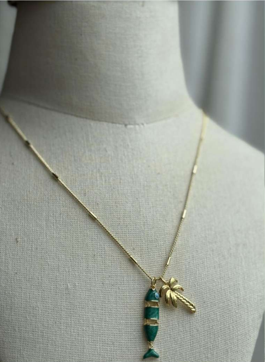 Collar Palm Fish
