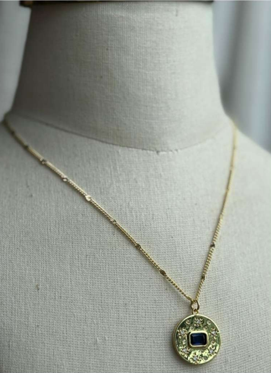Collar Moon